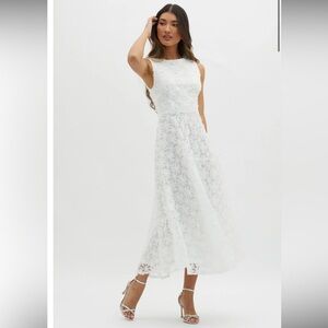 Chic White Lace Midi Dress